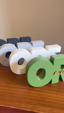 Letreiro Decorativo Ore e Confie Moderno para Sala Quarto Escritório Ideal para Decoração de Casa e Presente Especial