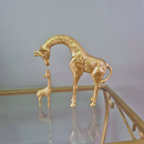 Escultura Decorativa Dupla de Girafa Luxo Enfeite Rack Sala Escritório