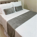 Kit Peseira + Capas de Almofadas Baguete Safira 3 Peças Decorativas